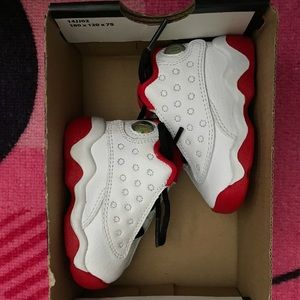 New retro Jordan 13! Red and white 2c